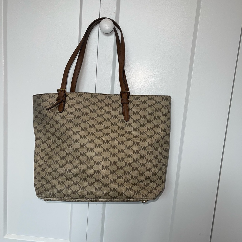 MICHAEL KORS Jet Set Natural Luggage Large Pocket Multi Function Tote Bag - Picture 2 of 3